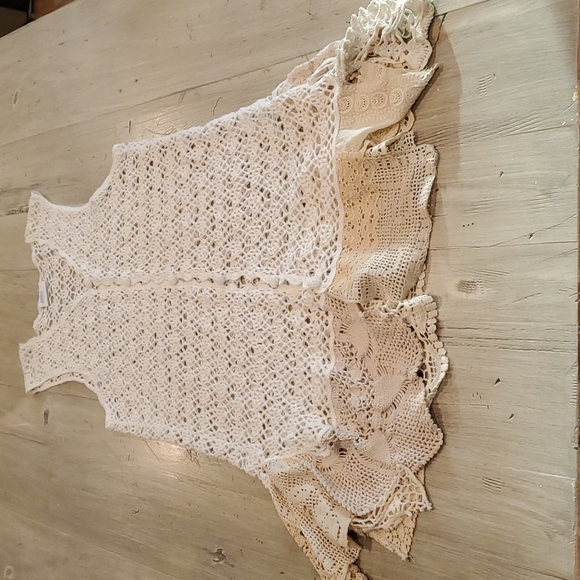 Blue Beth body crochet creams/white topper/vest duster knee/midi length boutique - Picture 11 of 14